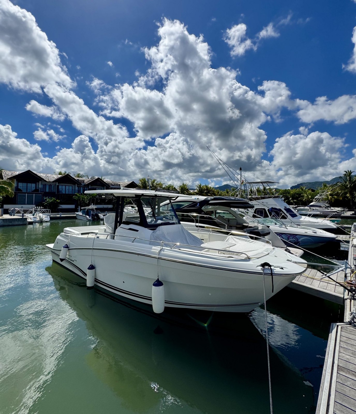 JEANNEAU CAP CAMARAT 10.5 CC